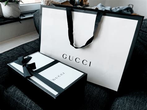 gucci handbag packaging